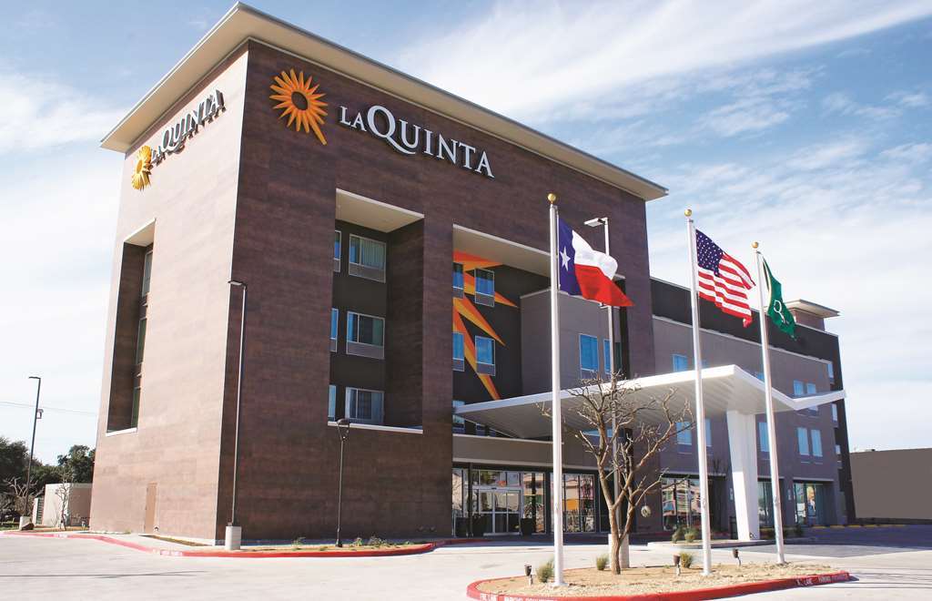 La Quinta By Wyndham Mcallen La Plaza Mall מראה חיצוני תמונה